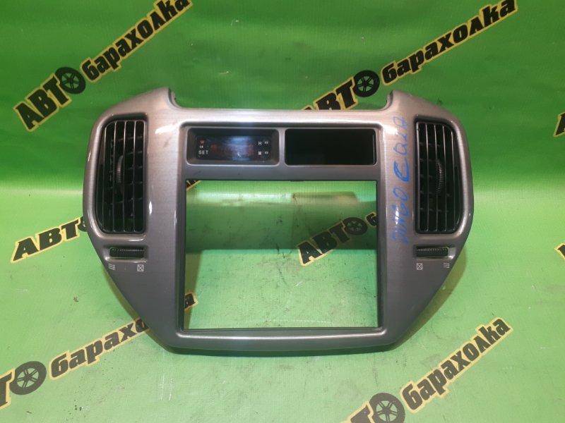 Консоль магнитофона Mitsubishi Dingo CQ2A 4G15