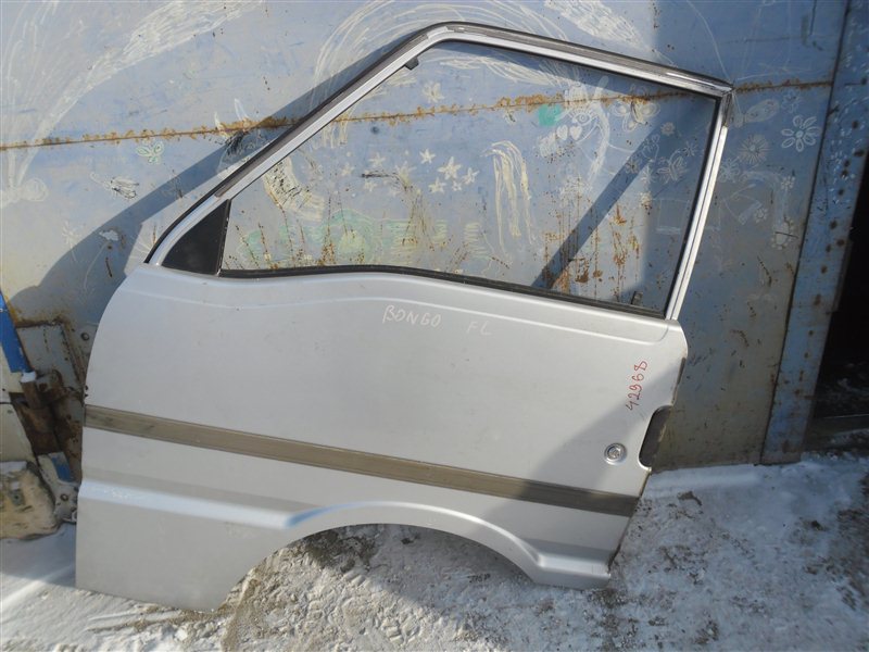 Mazda Bongo ss88. Двери на мазда бонго