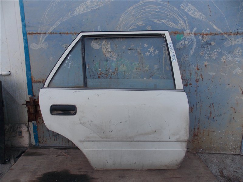 Дверь Toyota Carina AT176 1987 задняя правая