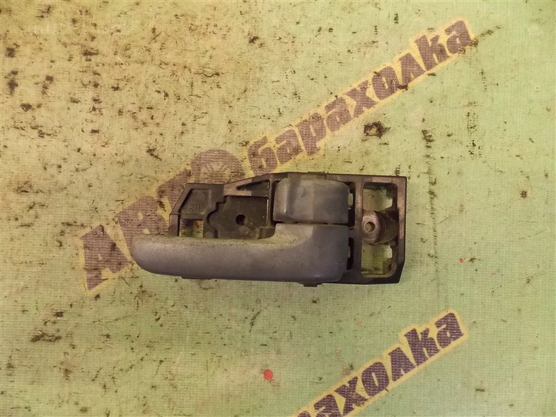 Ручка двери внутренняя Toyota Mark Ii GX110 1G-FE (BEAMS) задняя правая
