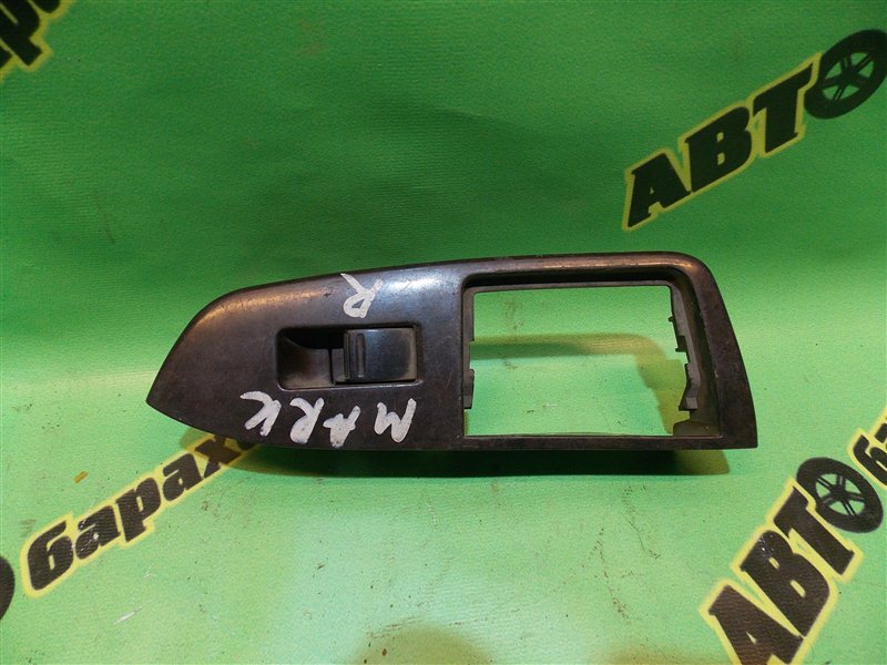 Кнопка стеклоподъемника Toyota Mark Ii GX90 задняя левая