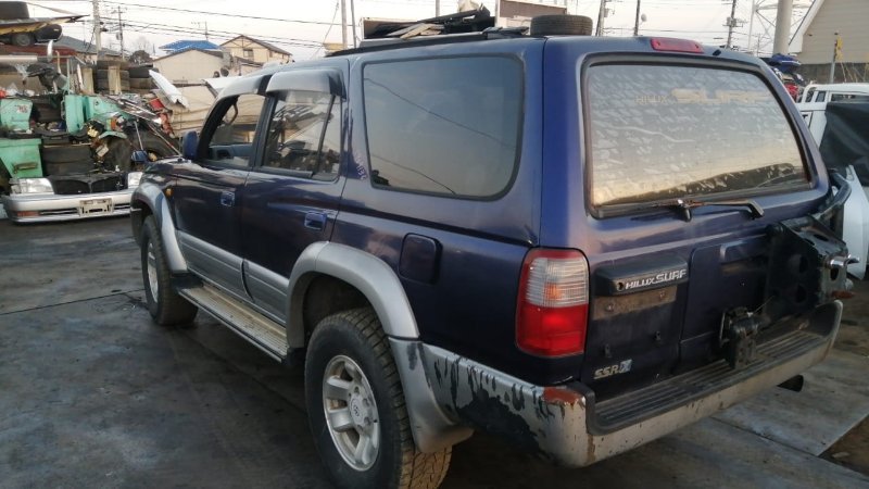 Накладка 5-й двери Toyota Hilux Surf KZN185 1KZ-TE 1996 задняя