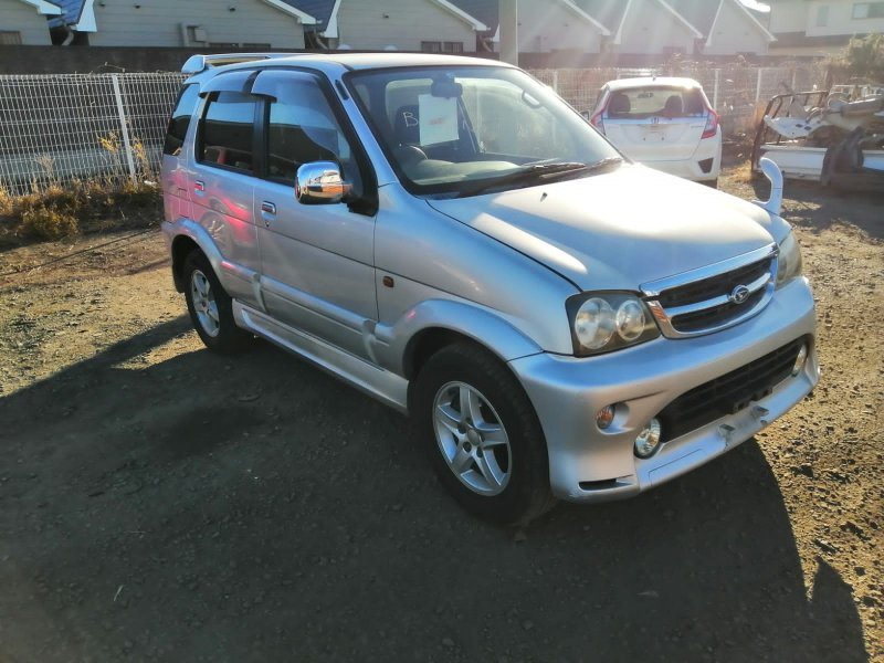 Крыло Daihatsu Terios J102G K3-VE 2003 переднее правое