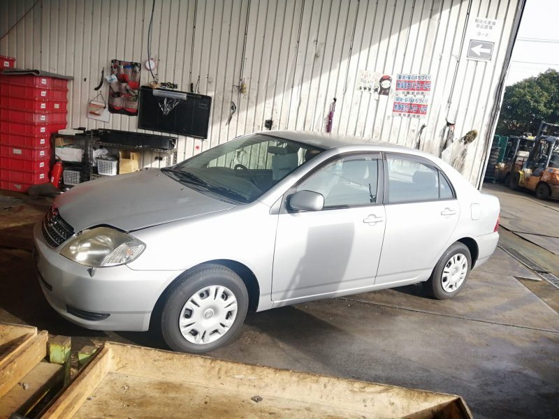 Крыло Toyota Corolla NZE121 1NZ-FE 2002 переднее левое