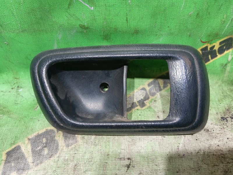 Ручка двери внутренняя Toyota Caldina CT196 передняя правая