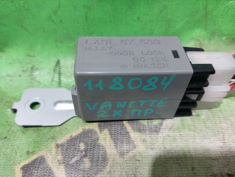 Блок управления дверьми Nissan Vanette SK82VN F8 2004