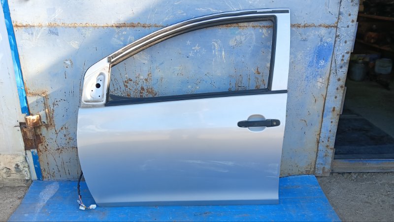 Дверь Toyota Belta NCP92 передняя левая