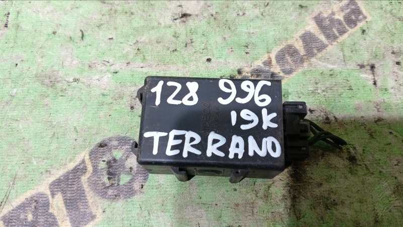Электронный блок Nissan Terrano LBYD21 TD27 1994
