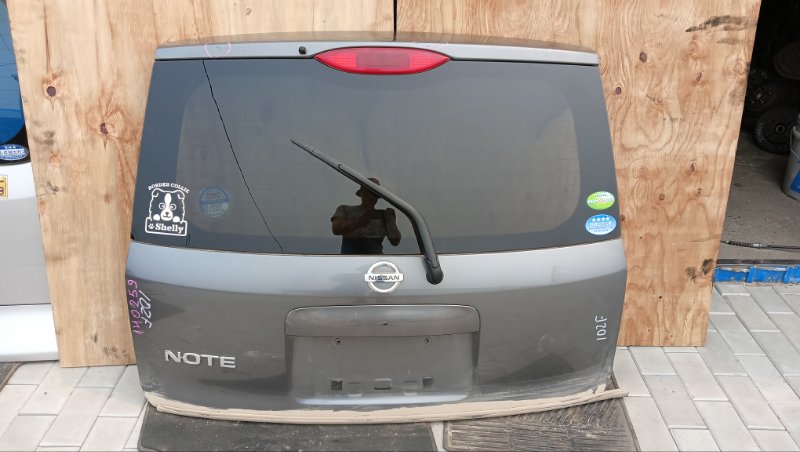 Дверь 5-я Nissan Note E11 HR15 2010