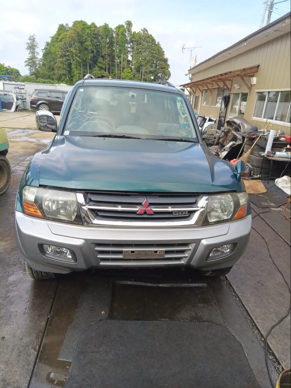 Двигатель Mitsubishi Pajero V75W 6G74 2000