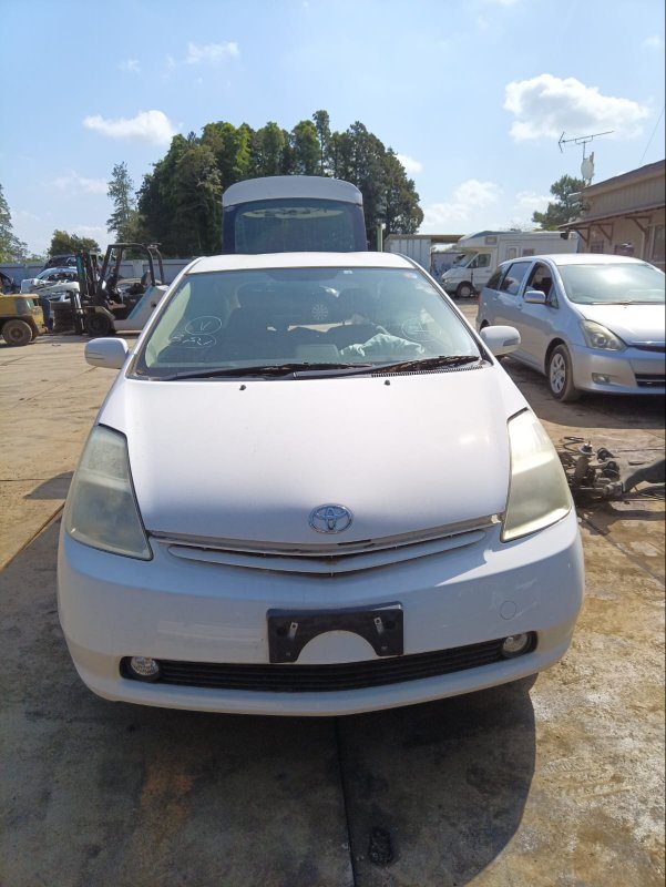 Двигатель Toyota Prius NHW20 1NZ-FXE 2004