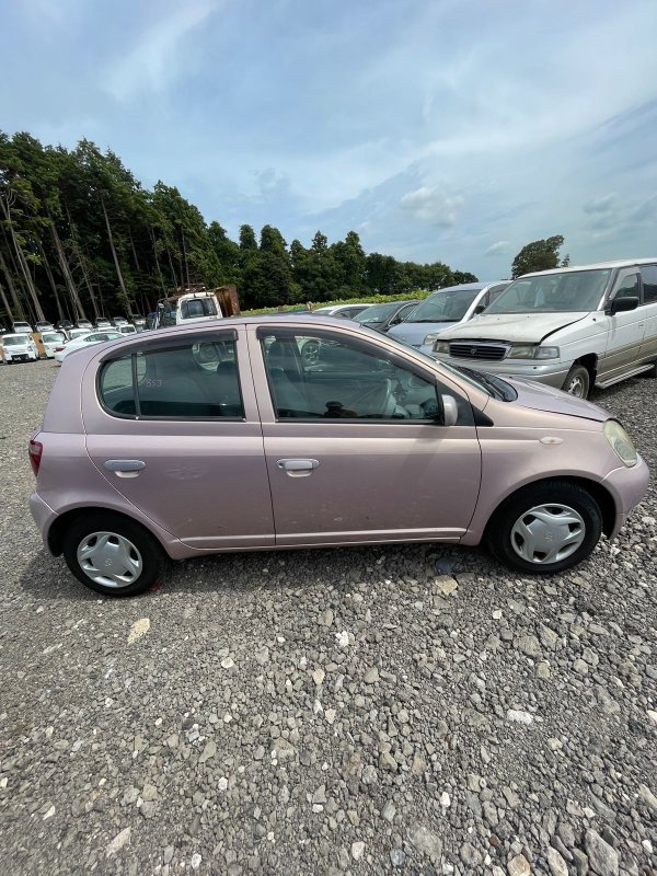 Крыло Toyota Vitz SCP10 1SZ-FE 2001 переднее правое