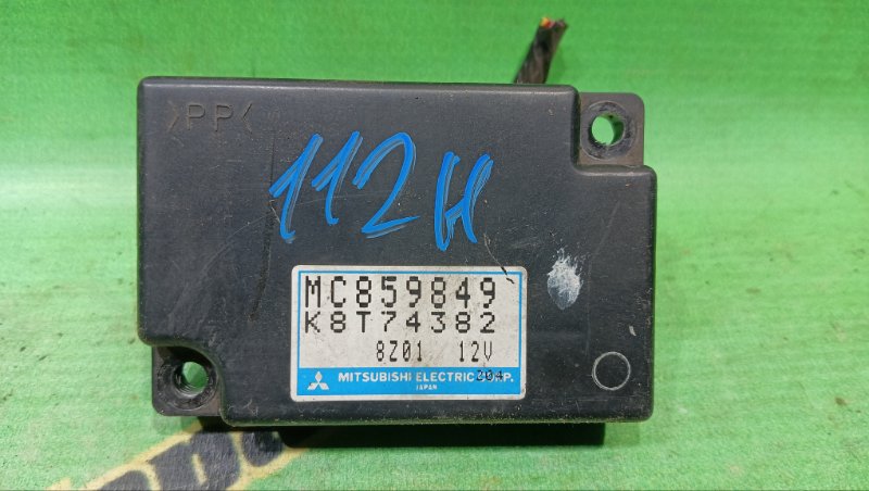 Реле поворота Mitsubishi Canter FB511B 4M40 1998