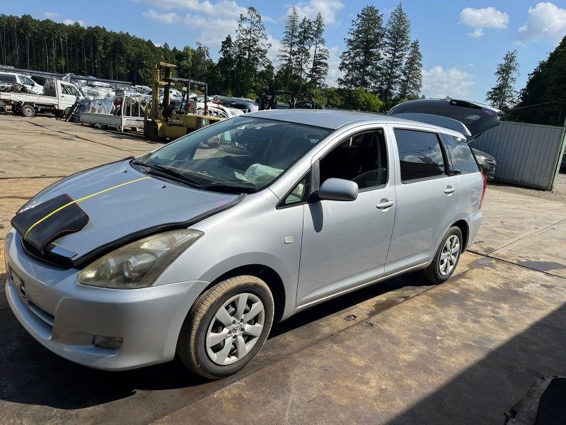 Крыло Toyota Wish ZNE10 1ZZ-FE 2006 переднее левое