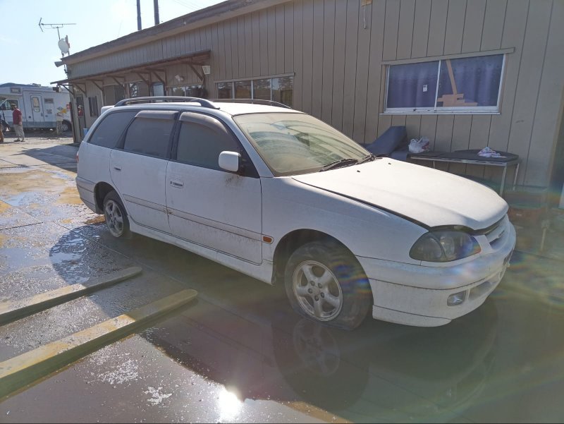 Крыло Toyota Caldina ST215 3S-FE 1998 переднее правое