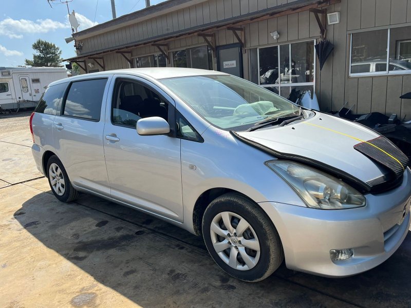 Крыло Toyota Wish ZNE10 1ZZ-FE 2006 переднее правое