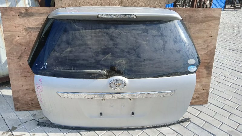 Дверь 5-я Toyota Wish ZNE10 1ZZ-FE 2006