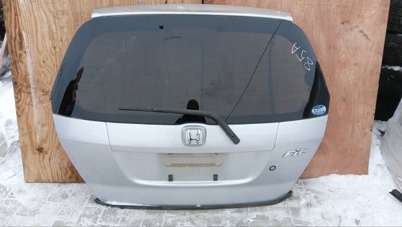 Дверь 5-я Honda Fit GD1 L13A 2002