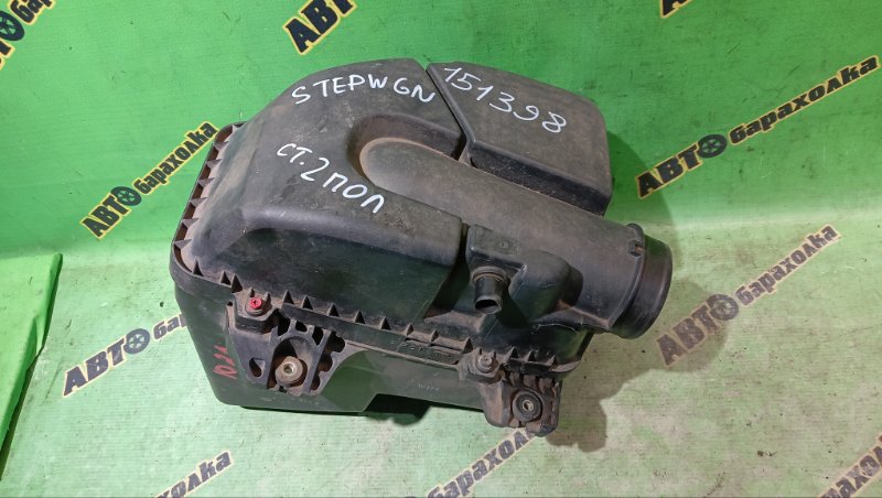 Корпус воздушного фильтра Honda Stepwgn RF3 K20A 2001