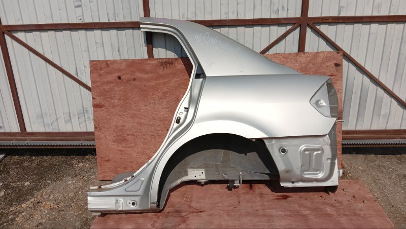 Крыло Nissan Tiida Latio SC11 HR15 2007 заднее левое