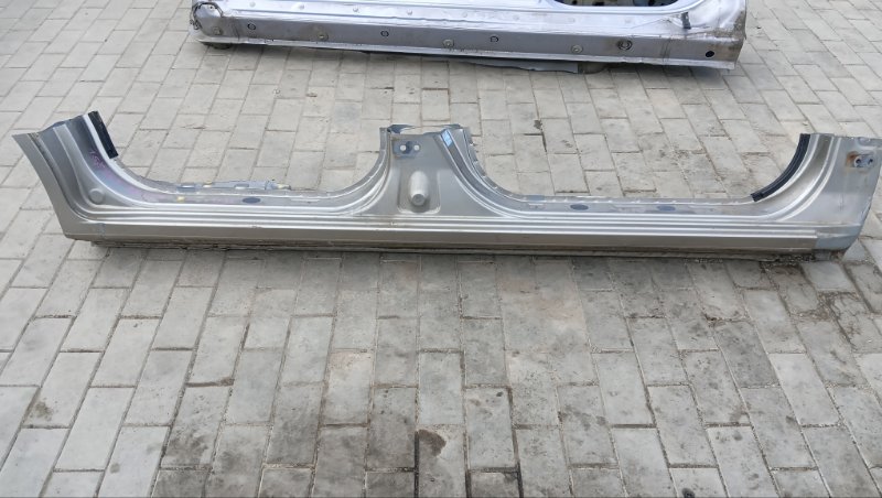 Порог кузова Toyota Belta KSP92 1KR -FE 2006 правый