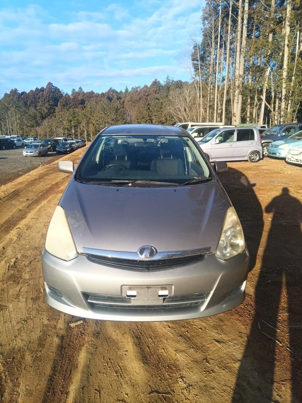 Капот Toyota Wish ZNE10 1ZZ-FE 2005