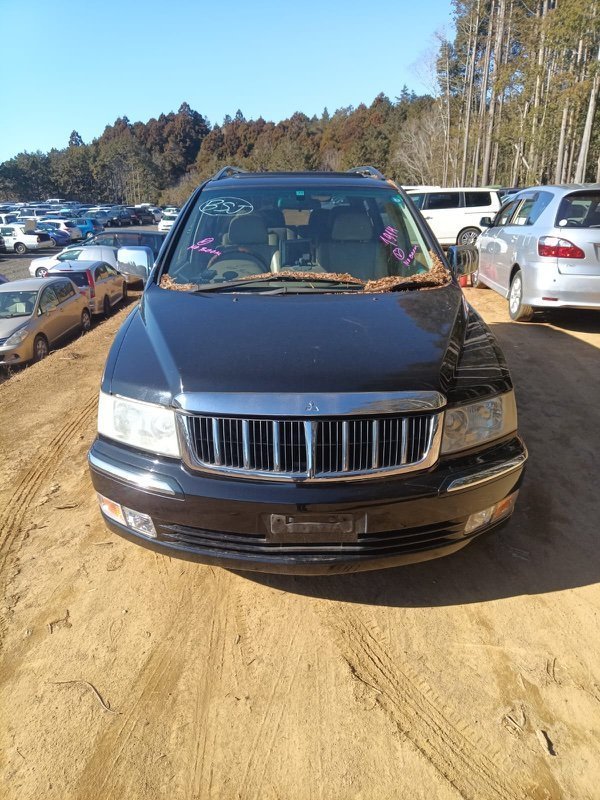 Капот Mitsubishi Chariot Grandis N86W 6G72 1999