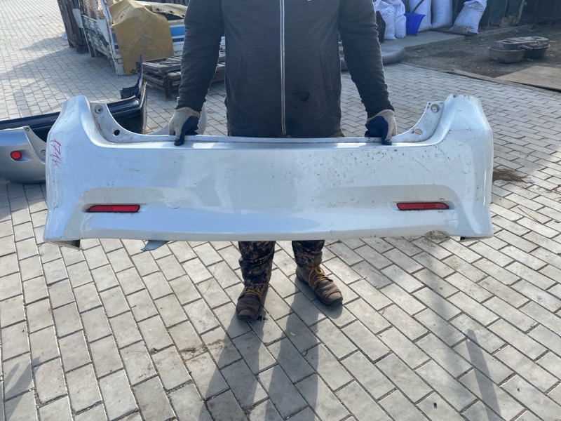 Бампер Toyota Wish ZGE20 2ZR-FAE 2009 задний