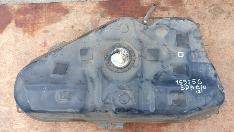 Бак топливный Toyota Corolla Spacio NZE121 1NZ-FE 2002