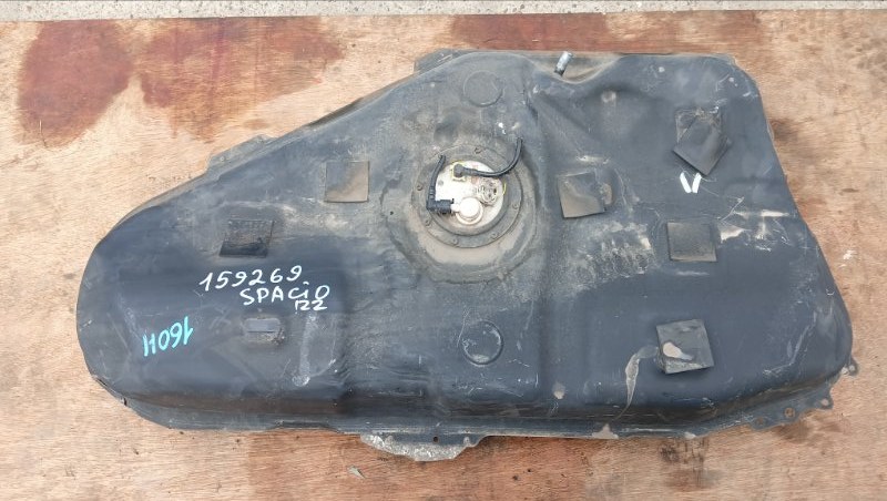 Бак топливный Toyota Corolla Spacio ZZE122 1ZZ-FE 2003