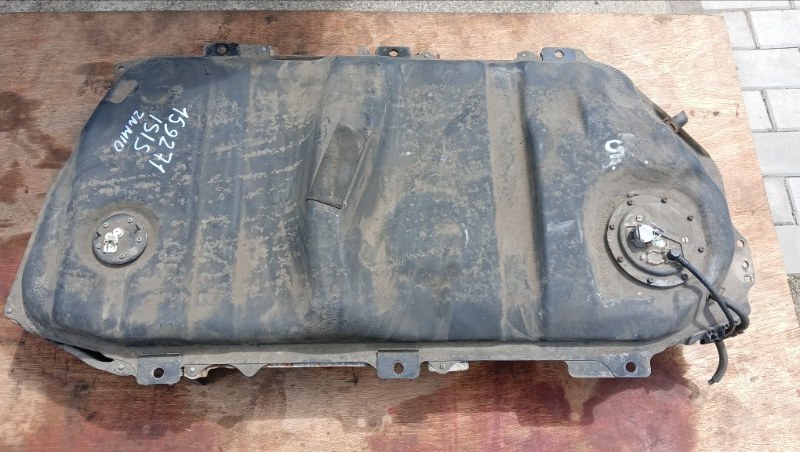 Бак топливный Toyota Isis ZNM10 1ZZ-FE 2006