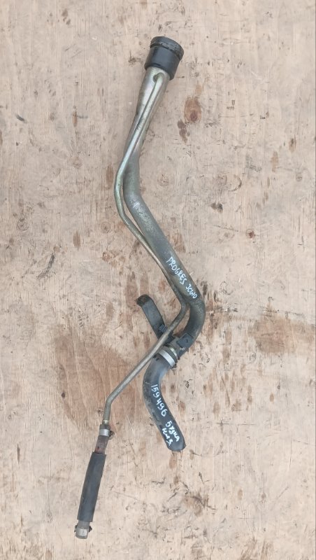 Горловина топливного бака Toyota Progres JCG10 1JZ-GE 1998
