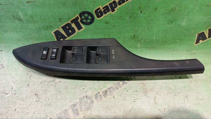 Пульт стеклоподъемника Toyota Corolla Fielder NZE144 1NZ-FE 2010 передний правый
