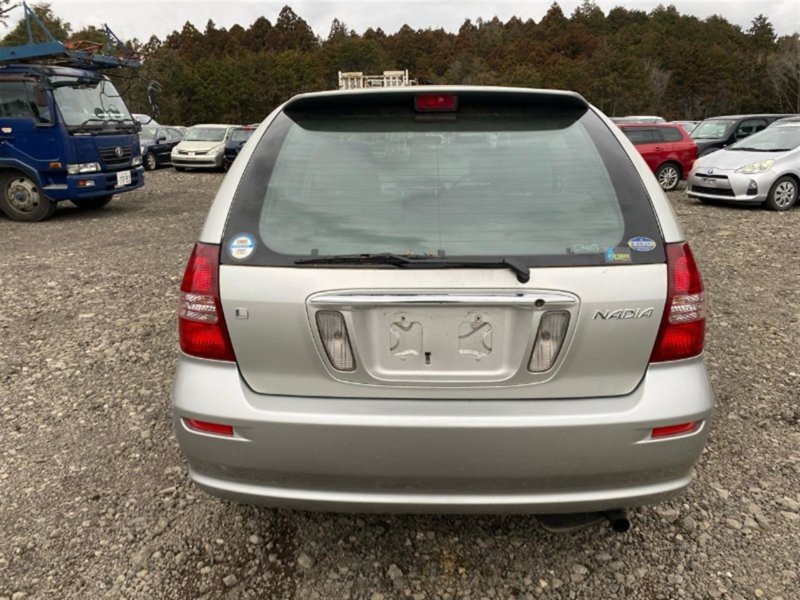 Дверь 5-я Toyota Nadia ACN10 1AZ-FSE 2001