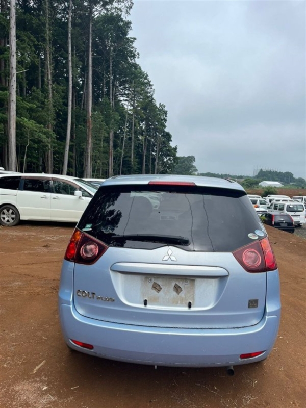 Дверь 5-я Mitsubishi Colt Plus Z23W 4A91 2005