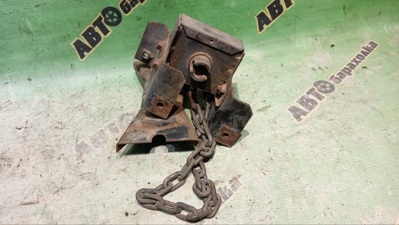 Крепление запаски Mitsubishi Canter FB501B 4M40