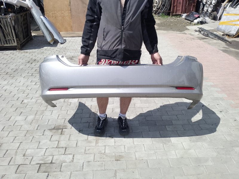 Бампер Toyota Wish ZNE10 1ZZ-FE 2007 задний