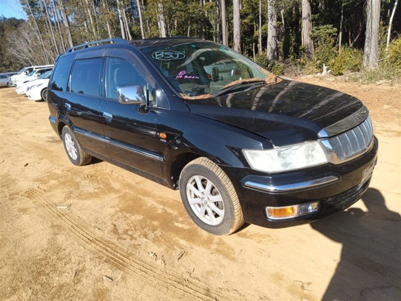 Крыло Mitsubishi Chariot Grandis N86W 6G72 1999 переднее правое
