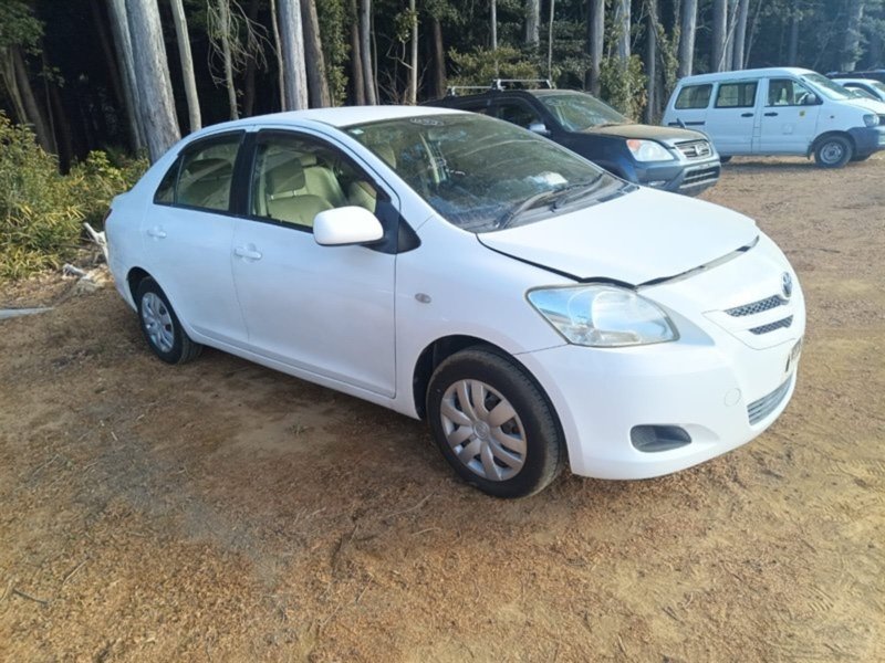 Крыло Toyota Belta KSP92 1KR -FE 2006 переднее правое