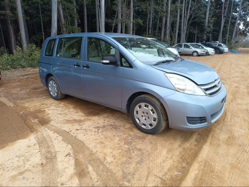 Крыло Toyota Isis ZNM10 1ZZ-FE 2007 переднее правое