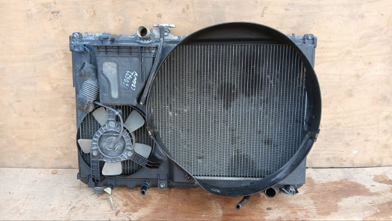 Радиатор основной Toyota Crown JZS171 1JZ-GE 2000