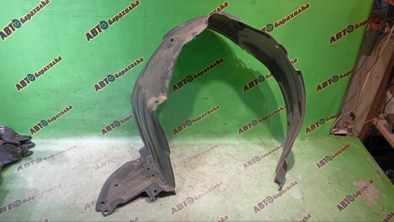 Подкрылок Toyota Wish ZNE10 1ZZ-FE 2005 передний правый