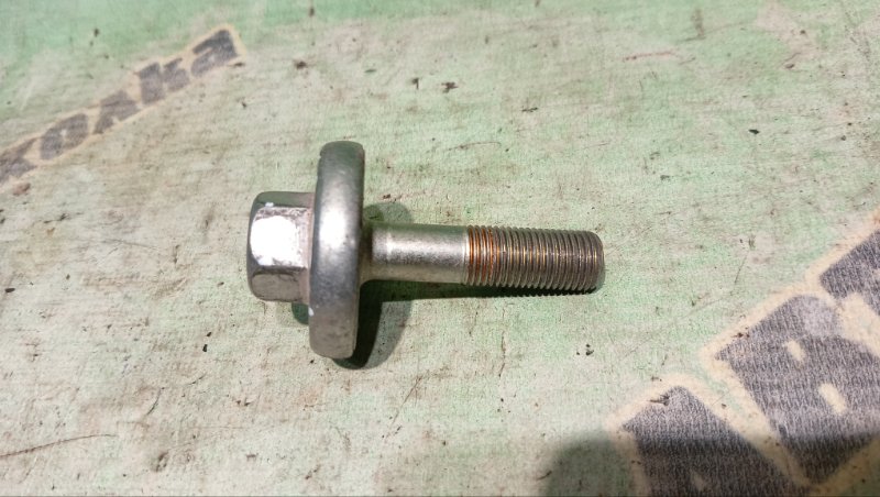 Болт шкива коленвала Daihatsu Mira E:s LA350S KF-VE6