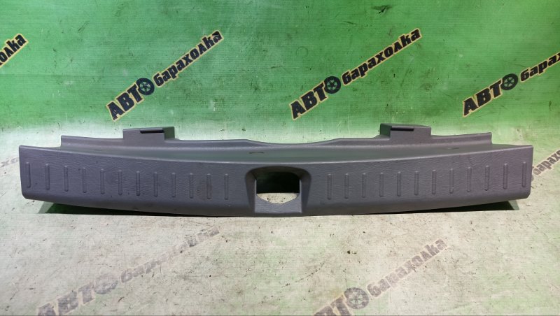 Накладка замка багажника Daihatsu Yrv M201G K3-VET 2000
