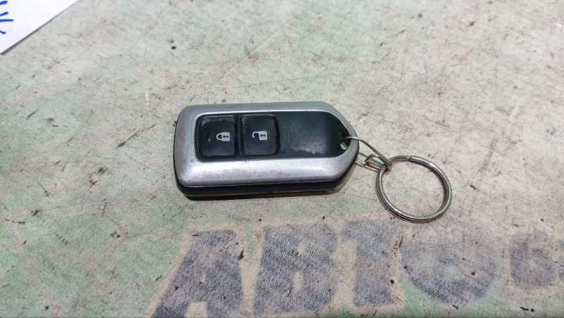 Ключ зажигания Toyota Corolla Runx ZZE123 2ZZ-GE 2006