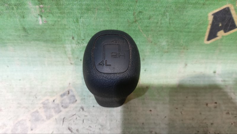 РУЧКА ПЕРЕКЛЮЧЕНИЯ 4WD ISUZU BIGHORN UBS69GW 4JG2 1994 (б/у)