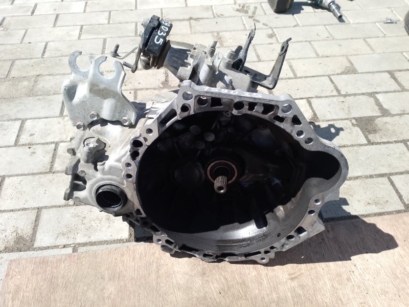 МКПП TOYOTA COROLLA RUNX ZZE123 2ZZ-GE 2006 (б/у)
