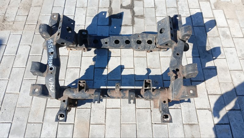 Балка под двс MITSUBISHI PAJERO V75W 6G74 2000 (б/у)
