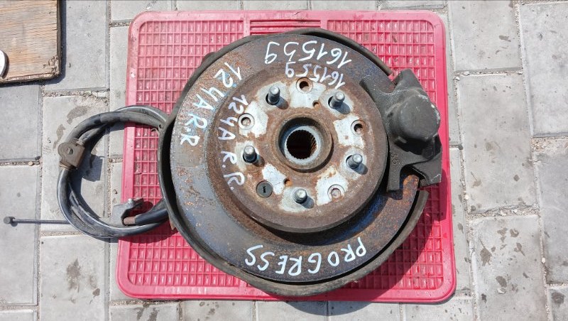Ступица TOYOTA PROGRES JCG10 1JZ-GE 1998 задняя правая (б/у)
