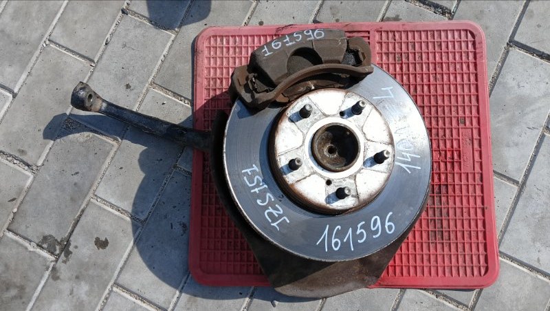 Ступица TOYOTA CROWN JZS151 1JZ-GE 1999 передняя левая (б/у)